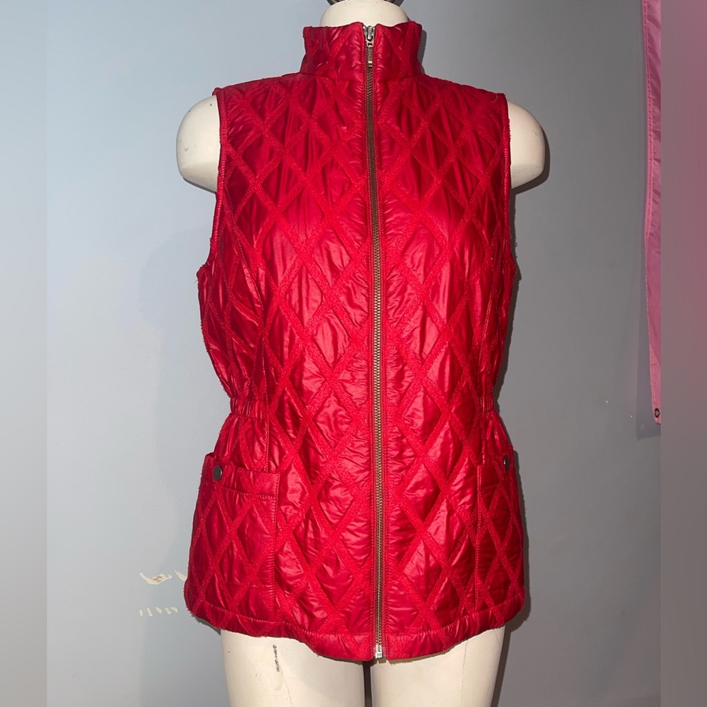 Zenergy by Chico’s red quilted vest Chicos size 0 aka size 4 small woman’s